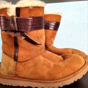 Ugg lined boots